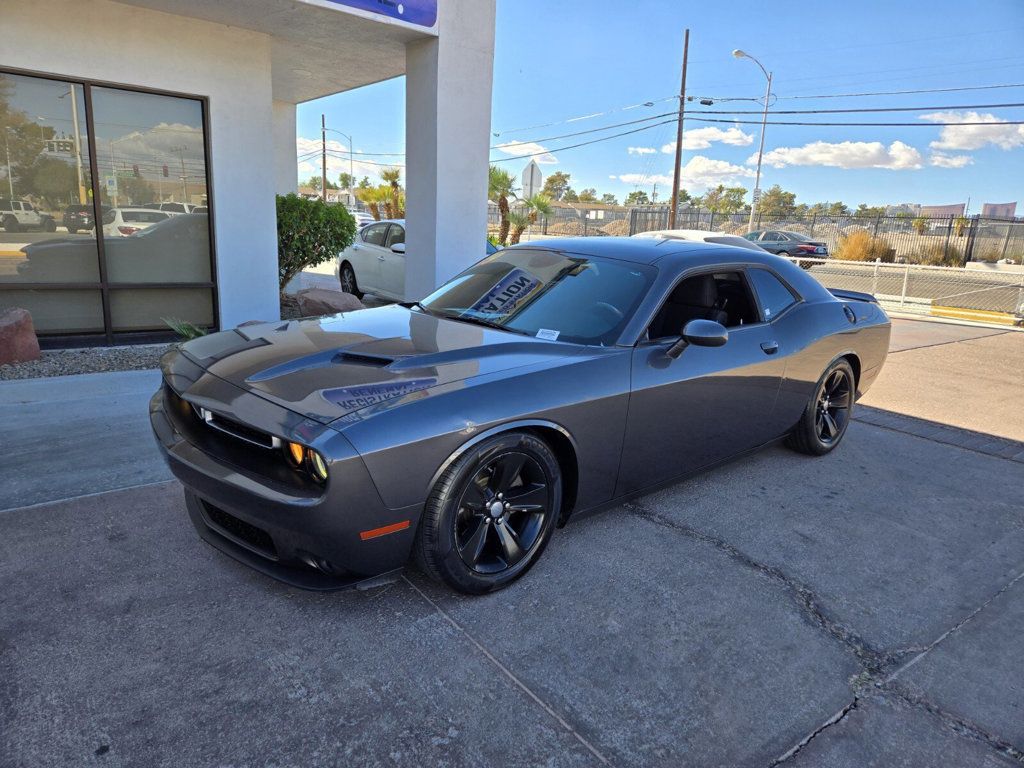 2019 Dodge Challenger SXT RWD - 22651664 - 0