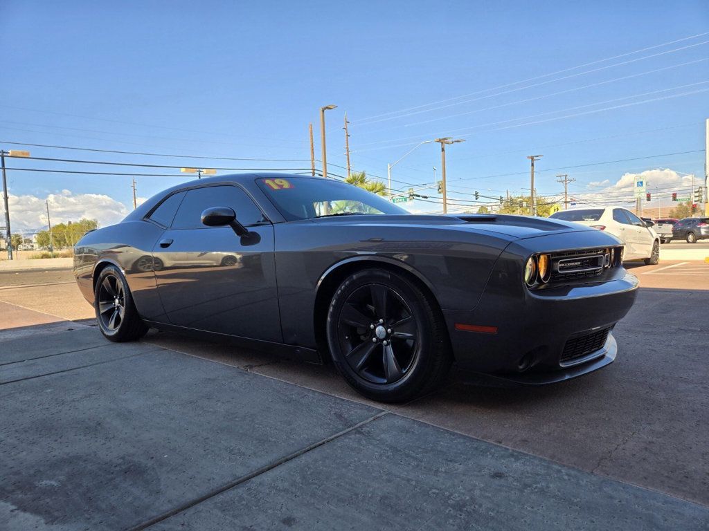 2019 Dodge Challenger SXT RWD - 22677568 - 2