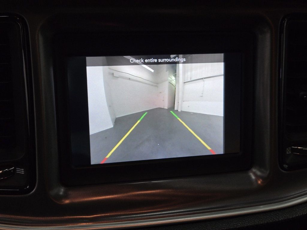 2019 Dodge Challenger SXT RWD - 22913307 - 16