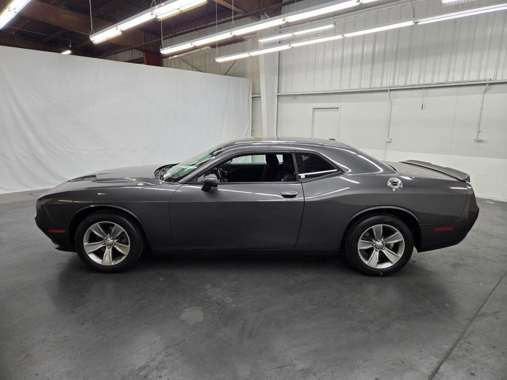 2019 Dodge Challenger SXT RWD - 22913307 - 1