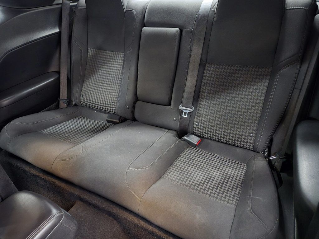 2019 Dodge Challenger SXT RWD - 22913307 - 8