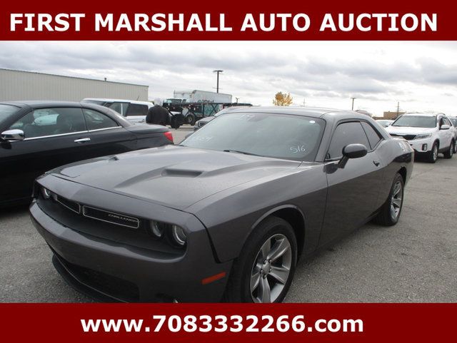 2019 Dodge Challenger SXT RWD - 22951908 - 0