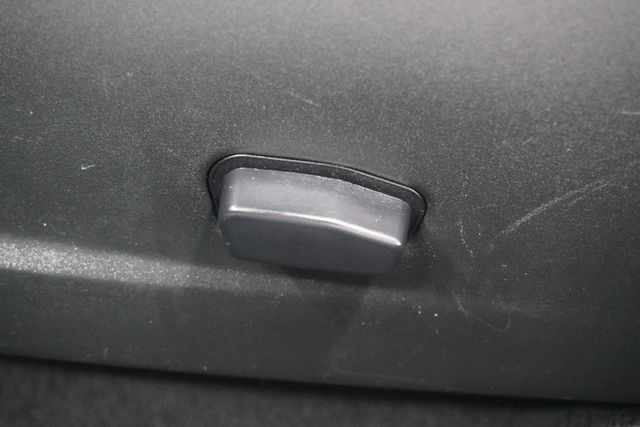 2019 Dodge Challenger SXT RWD - 23022614 - 14