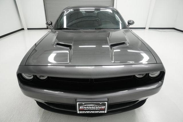 2019 Dodge Challenger SXT RWD - 23022614 - 1