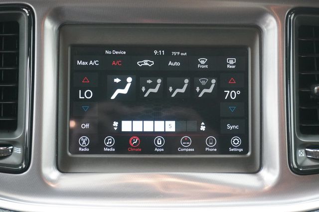 2019 Dodge Challenger SXT RWD - 23022614 - 19