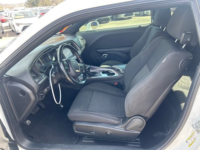 2019 Dodge Challenger SXT RWD - 22989962 - 6