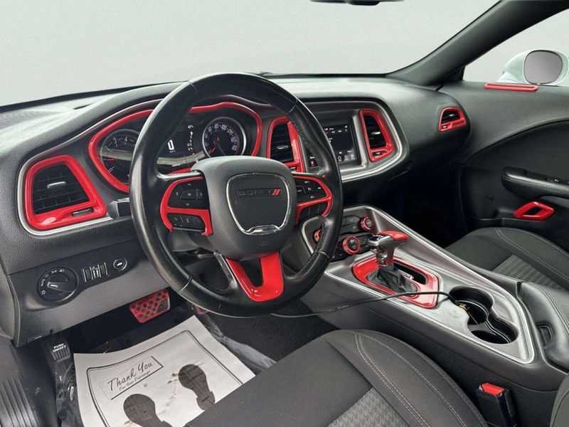 2019 Dodge Challenger SXT RWD - 23020843 - 12