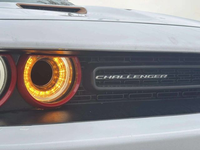 2019 Dodge Challenger SXT RWD - 23020843 - 36