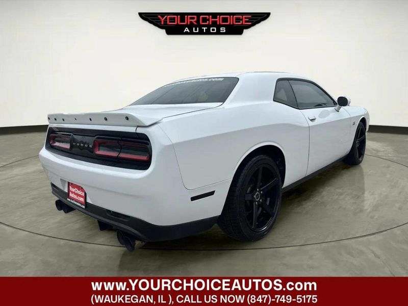2019 Dodge Challenger SXT RWD - 23020843 - 4