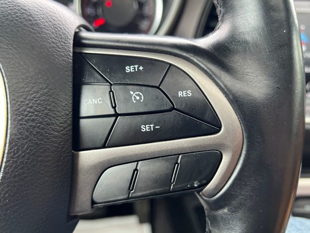 2019 Dodge Challenger SXT RWD - 23048628 - 19