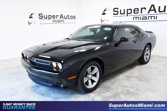 2019 Dodge Challenger SXT RWD - 22966709 - 0