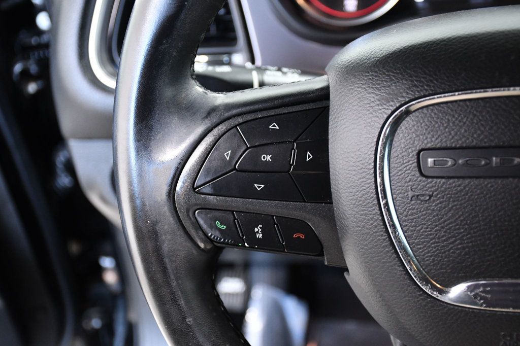 2019 Dodge Challenger SXT RWD - 22966709 - 17