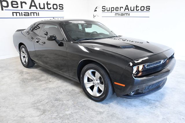 2019 Dodge Challenger SXT RWD - 22966709 - 2