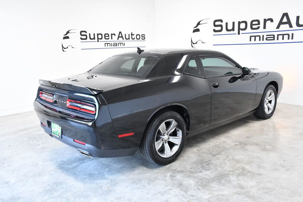 2019 Dodge Challenger SXT RWD - 22966709 - 3