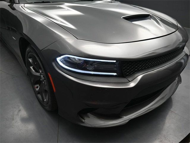 2019 Dodge Charger R/T photo 15
