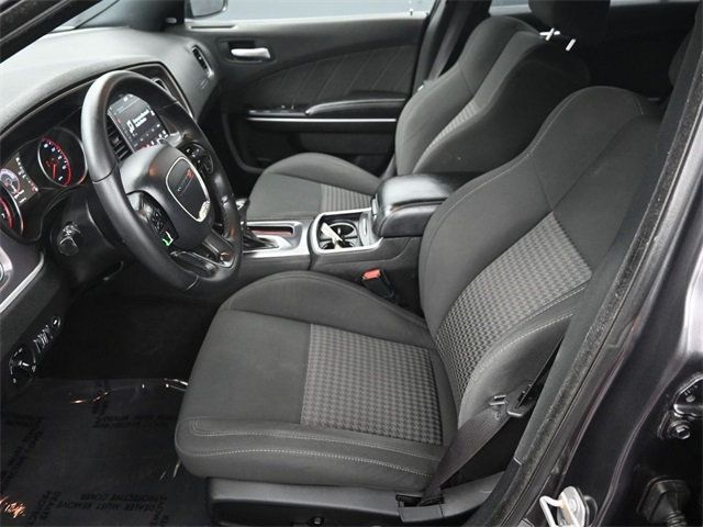 2019 Dodge Charger R/T photo 6
