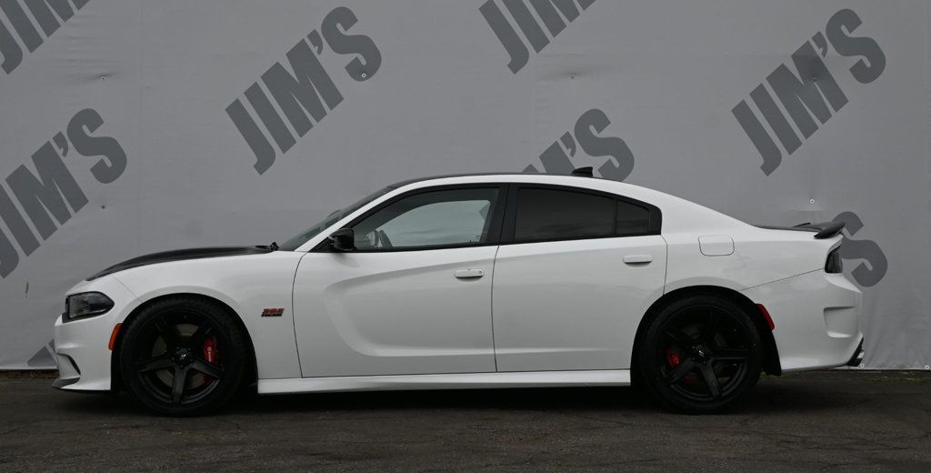 Dodge Charger photo 5