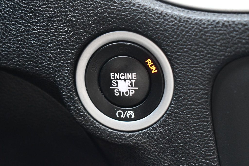 2019 Dodge Charger Scat Pack photo 37