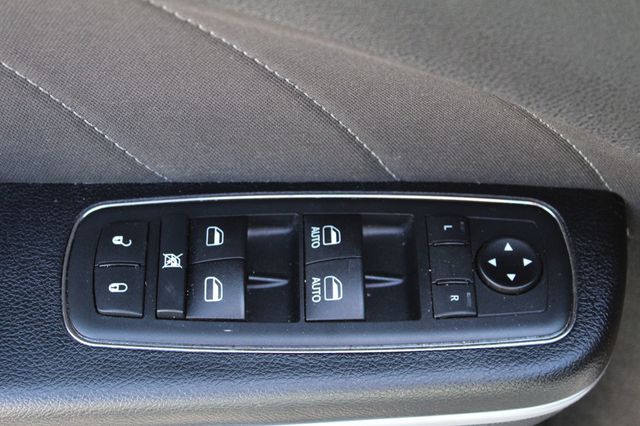 2019 Dodge Charger Scat Pack RWD - 22981591 - 36