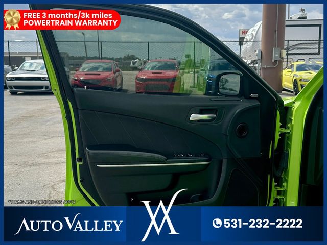 2019 Dodge Charger Scat Pack Sedan 4D - 23025597 - 11