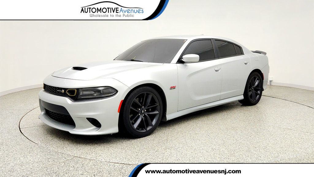 2019 Dodge Charger Scat Pack w/ Dual Carbon Stripes - 23027404 | Video 1