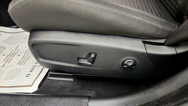 2019 Dodge Charger Scat Pack w/ Dual Carbon Stripes - 23027404 - 10