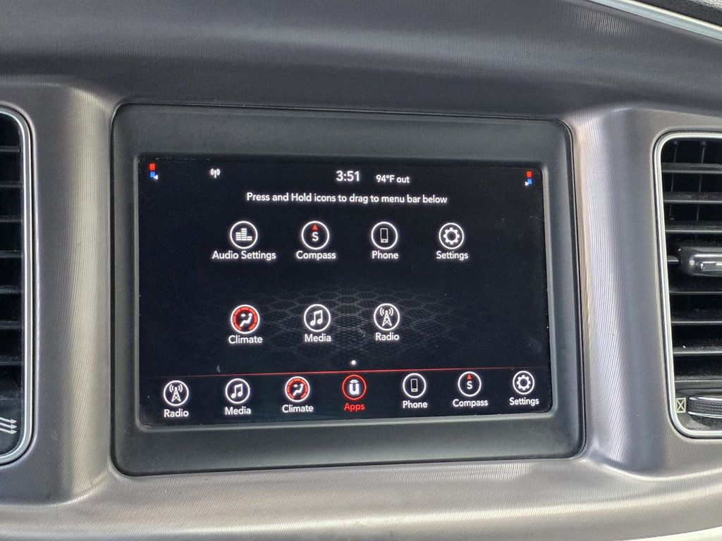 2019 Dodge Charger SXT photo 14