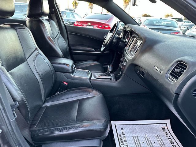 2019 Dodge Charger SXT 4dr Sedan - 22613866 - 19