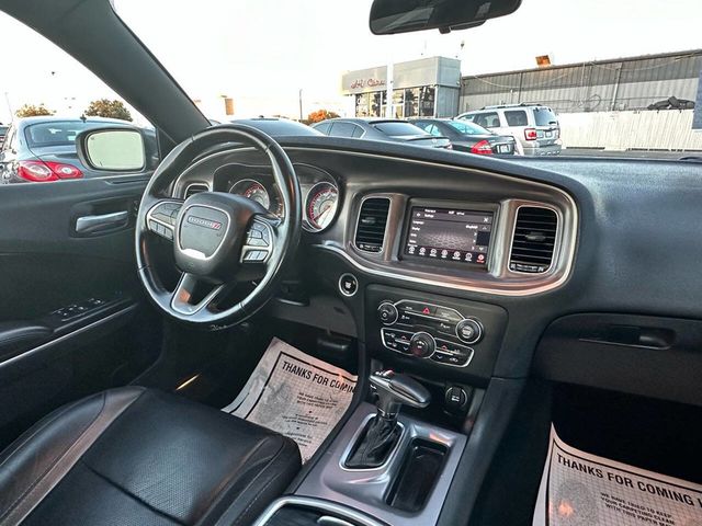 2019 Dodge Charger SXT 4dr Sedan - 22613866 - 22
