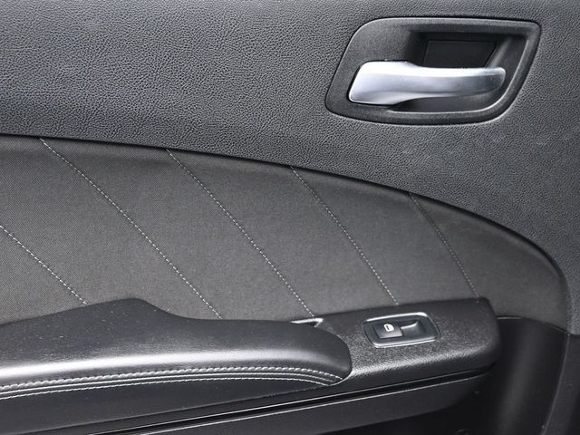 2019 Dodge Charger SXT RWD - 22998158 - 9