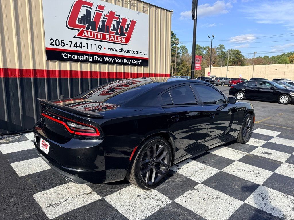 2019 Dodge Charger SXT photo 2