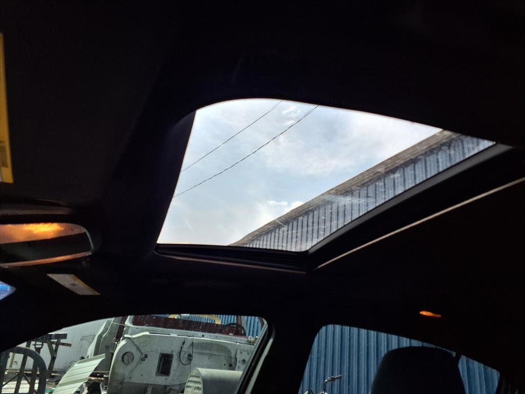 2019 Dodge Charger SXT Sedan 4D - 22915973 - 5