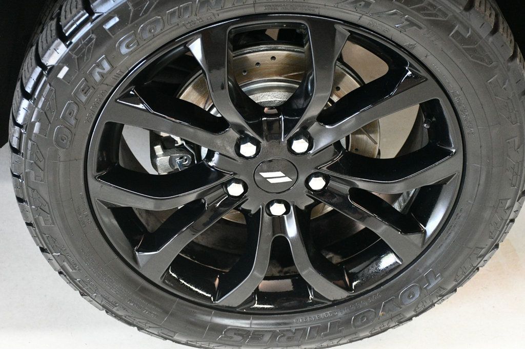 2019 Dodge Durango R/T photo 12
