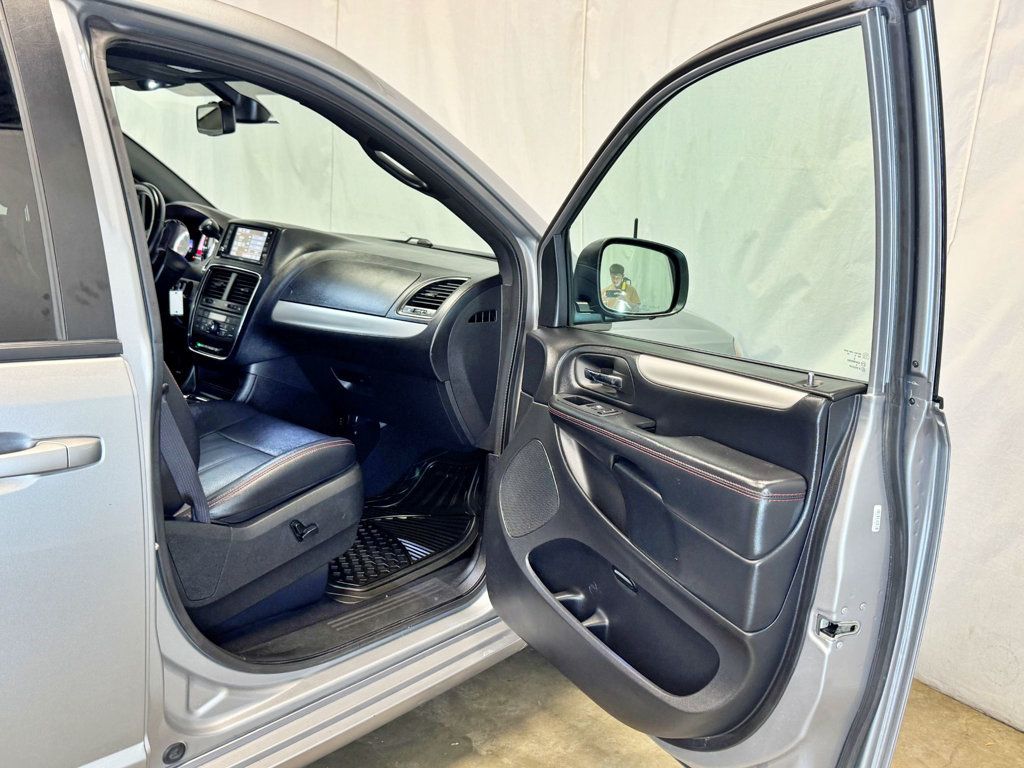 2019 Dodge Grand Caravan GT - 23032151 - 13