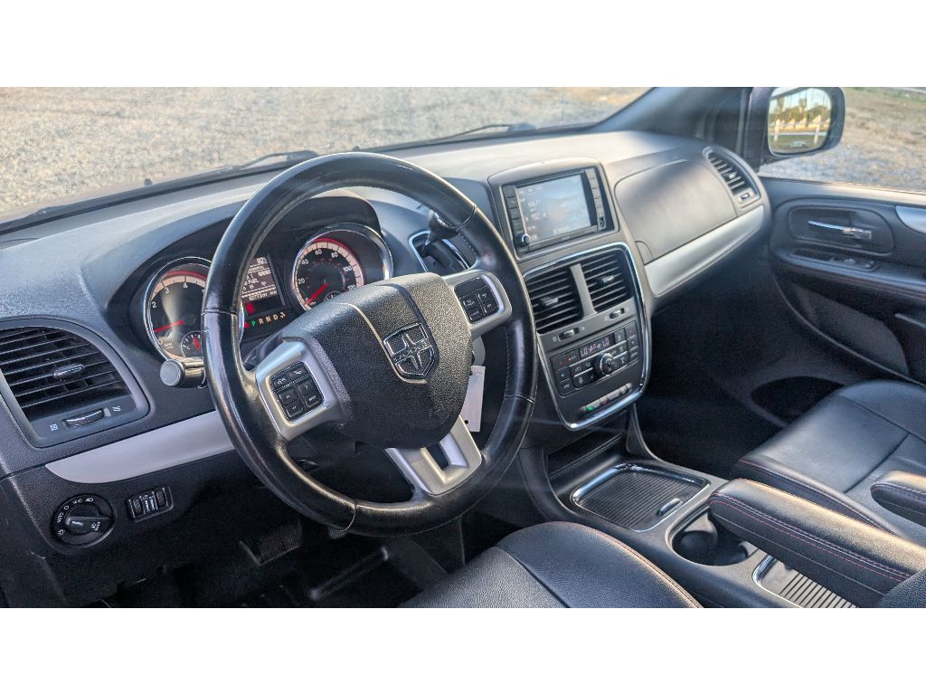 2019 Dodge Grand Caravan GT photo 18