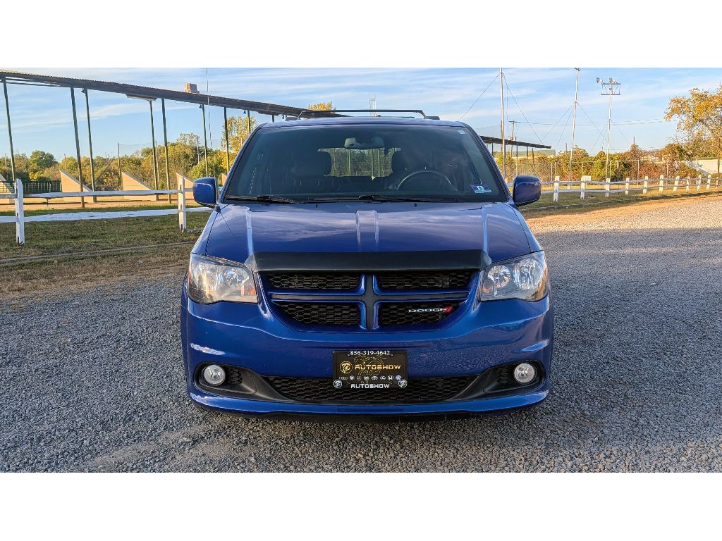 2019 Dodge Grand Caravan GT photo 2