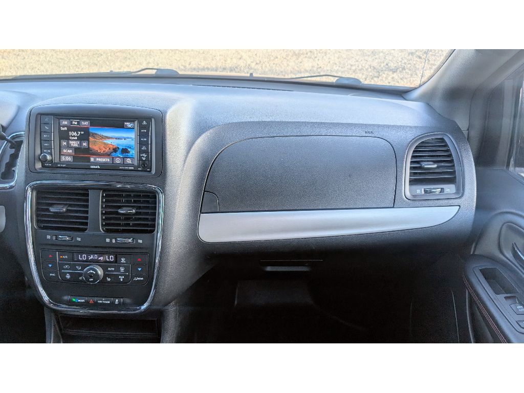 2019 Dodge Grand Caravan GT photo 26