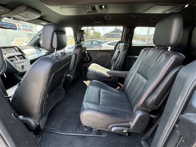 2019 Dodge Grand Caravan GT - 22573687 - 10