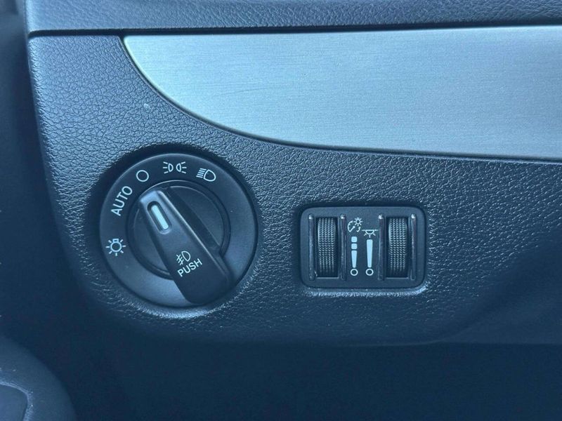 2019 Dodge Grand Caravan GT 4dr Mini Van - 23042999 - 27