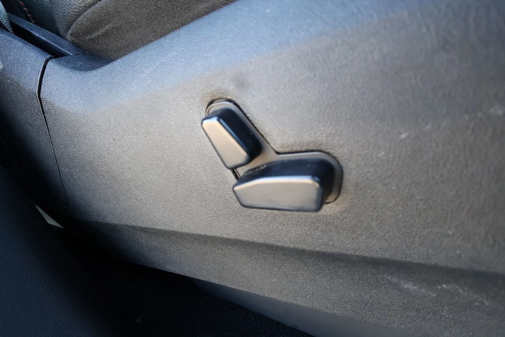 2019 Dodge Grand Caravan GT Minivan 4D - 23016179 - 29