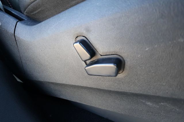 2019 Dodge Grand Caravan GT Minivan 4D - 23016179 - 29