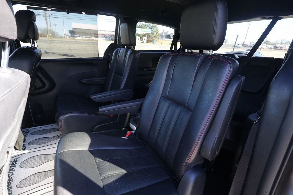 2019 Dodge Grand Caravan GT Minivan 4D - 23078770 - 24
