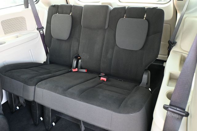2019 Dodge Grand Caravan SE - 23058096 - 16