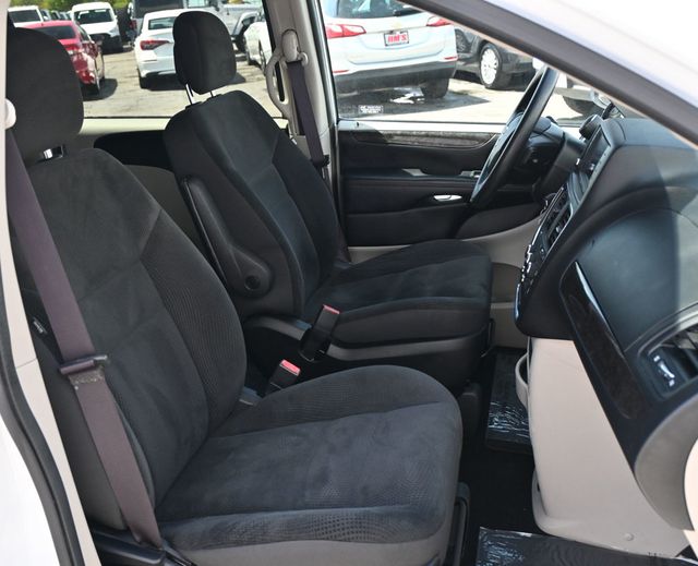 2019 Dodge Grand Caravan SE - 23058096 - 17