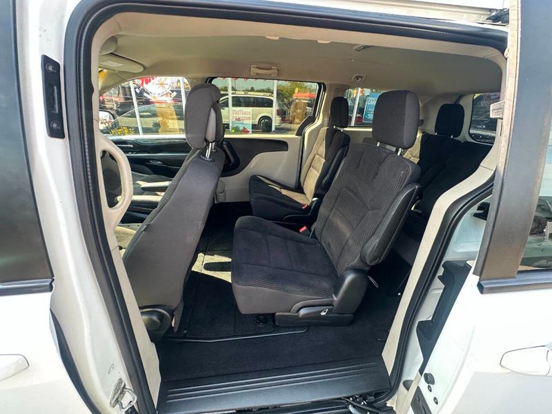 2019 Dodge Grand Caravan SE 4dr Mini Van - 22915522 - 20