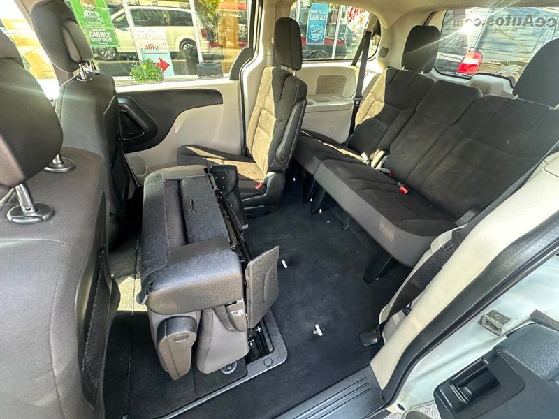 2019 Dodge Grand Caravan SE 4dr Mini Van - 22915522 - 21