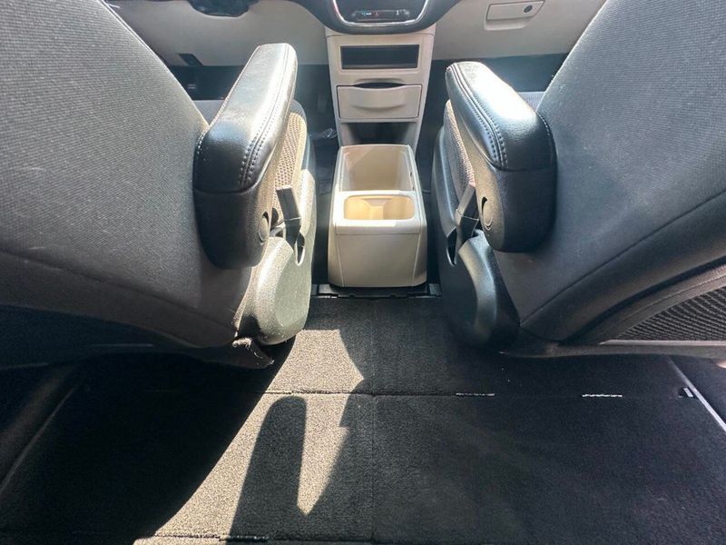 2019 Dodge Grand Caravan SE 4dr Mini Van - 22915522 - 25