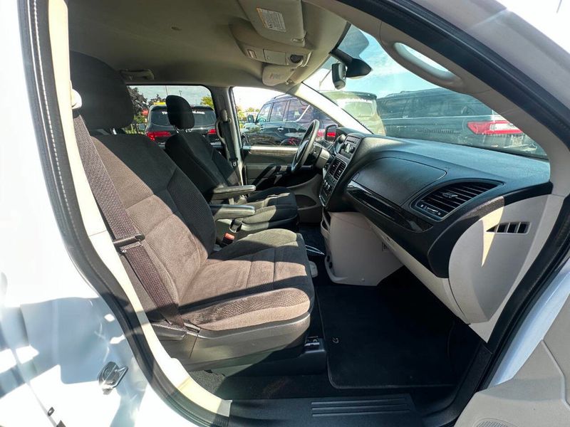 2019 Dodge Grand Caravan SE 4dr Mini Van - 22915522 - 27