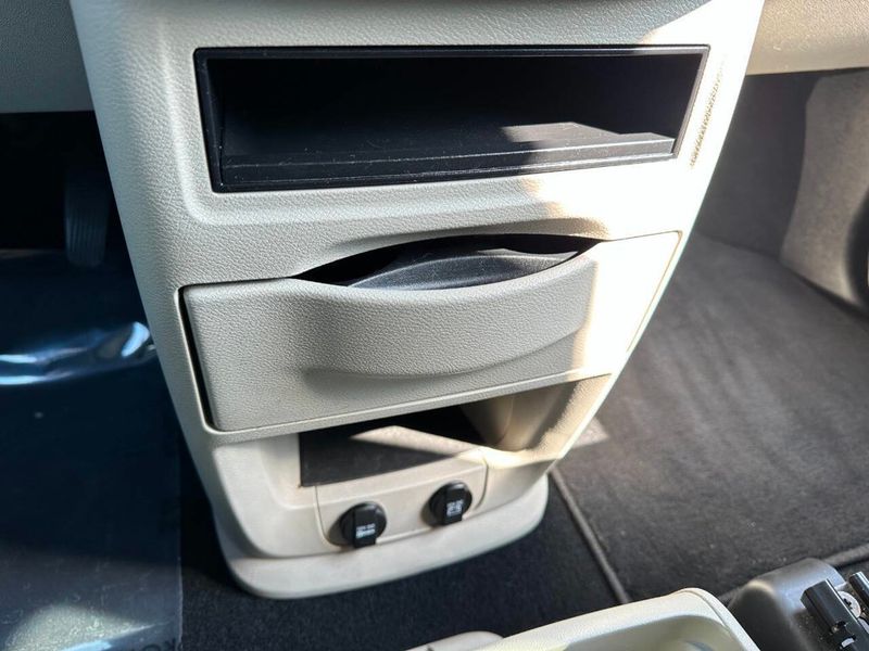 2019 Dodge Grand Caravan SE 4dr Mini Van - 22915522 - 36