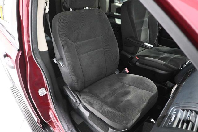 2019 Dodge Grand Caravan SE Handicap Mobility Van - 23033590 - 15